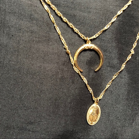 Trendy Necklace Layered - Picture 2 of 5